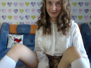 ShySchoolGrl  09-10-2018 Recorded Nude