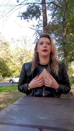 blondehotttt  10-10-2018 Recorded Free