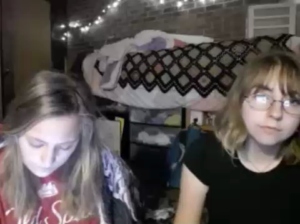 collegegirl112 12-10-2018 Topless  Recorded Porn