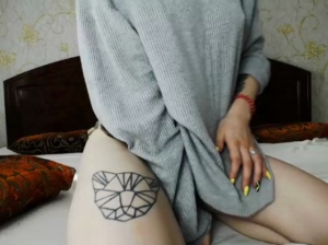 VivyanTylex 12-10-2018 Topless  Recorded Toys