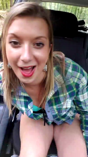 blondehotttt  12-10-2018 Recorded Download