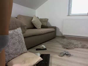cutebabybee  14-10-2018 Recorded Nude
