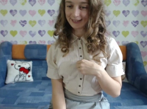 ShySchoolGrl  14-10-2018 Recorded Free