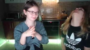 yoliverse 21-12-2018 Naked  Recorded Download