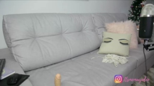 pmaya 01-01-2019 Topless  Recorded Toys