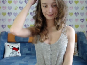 ShySchoolGrl  10-03-2019 Recorded Nude