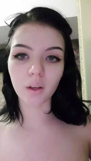 wiener_katze 10-04-2019 Nude  Recorded Show