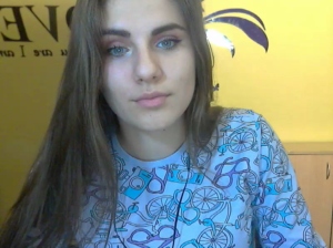 lindafree 20-04-2019 Topless  Recorded Show