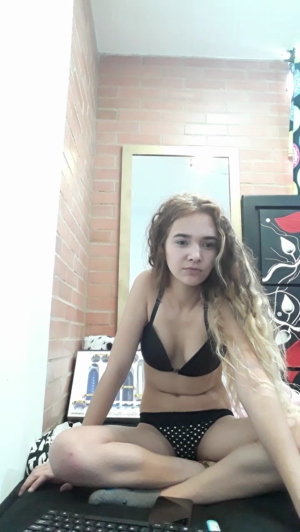 babyhotforu  14-05-2019 Recorded Download