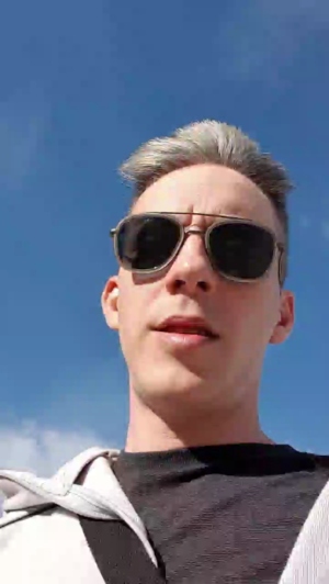 hugo4k 19-05-2019  Recorded Video Naked