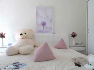 little_girl_x  21-05-2019 Recorded Webcam