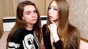w0wgirls  05-07-2019 Recorded Naked