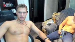 lovleycouplexxx 12/07/2019 Chaturbate