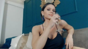 douxtease  21-07-2019 Recorded Topless