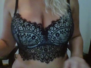 evajulia35  23-07-2019 Recorded Show