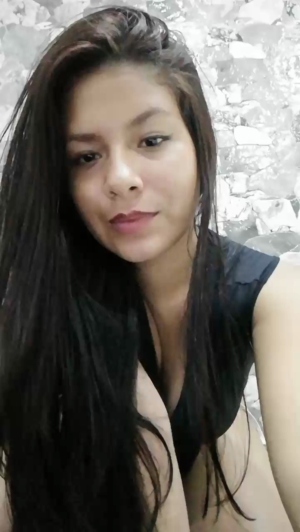 leialayne  25-07-2019 Recorded Topless