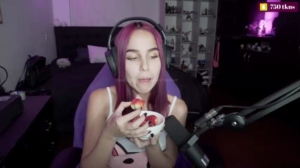 laura_cornett  07-08-2019 Recorded Topless