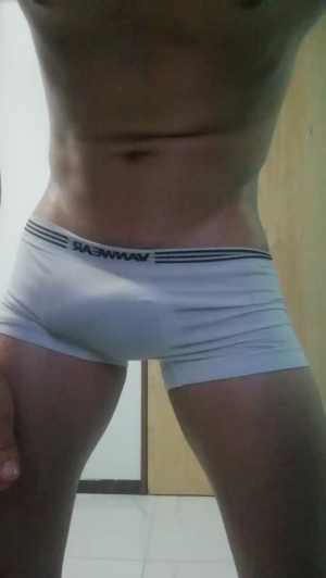 bigpack32 12-08-2019  Recorded Video Topless