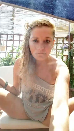 lauriehot  14-08-2019 Recorded Show