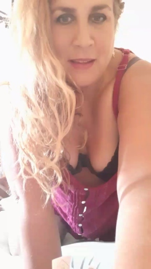 curlyrebbie  23-08-2019 Recorded Video