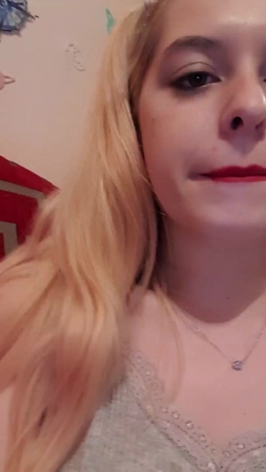 monikag 14-09-2019 Topless  Recorded Toys