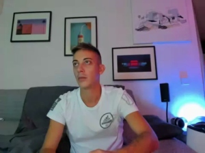 hugo4k 23-09-2019  Recorded Video Naked