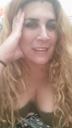curlyrebbie