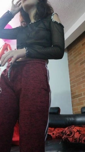 little_thing 02-10-2019 Topless  Recorded XXX
