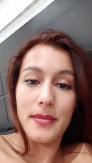 eva_grey 04-10-2019 Cam  Recorded Webcam