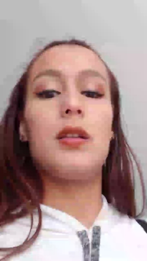 eva_grey 04-10-2019 Naked  Recorded Toys