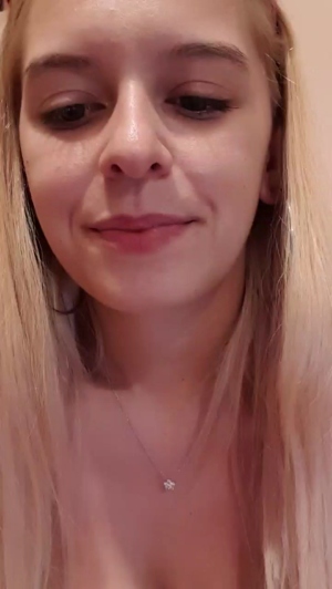 monikag 08-10-2019 Topless  Recorded Toys