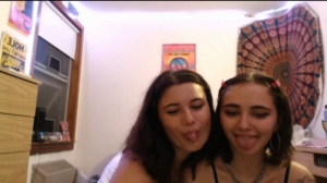 lilrawrxo