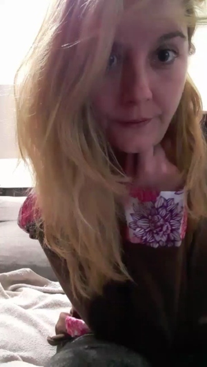 lauriehot  23-10-2019 Recorded Topless