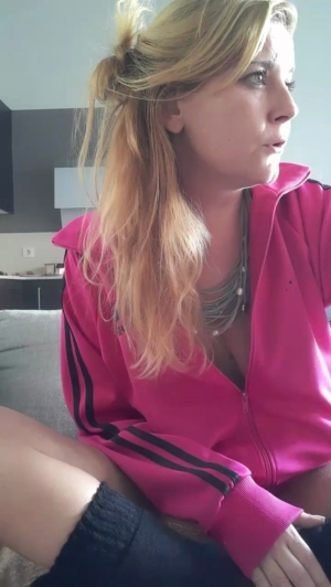 lauriehot  28-10-2019 Recorded Video