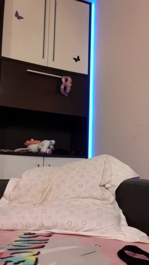 monikag 13-11-2019 Webcam  Recorded Video