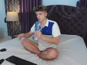 mateo_rich 22-11-2019  Recorded Video Topless