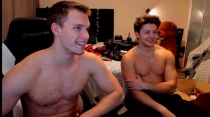 Lovleycouplexxx 02/01/2020 Chaturbate