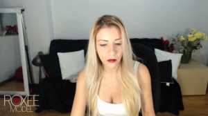 roxeemodel  08-01-2020 Recorded Porn