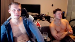 Lovleycouplexxx 12/01/2020 Chaturbate