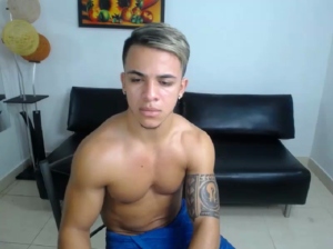 boymusclehot3 03-02-2020  Recorded Video Topless