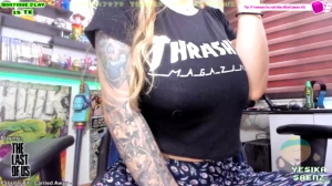 Yesikasaenz 08-02-2020 Nude  Recorded Topless