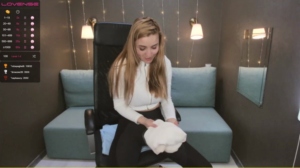 Looouise  20-02-2020 Recorded XXX