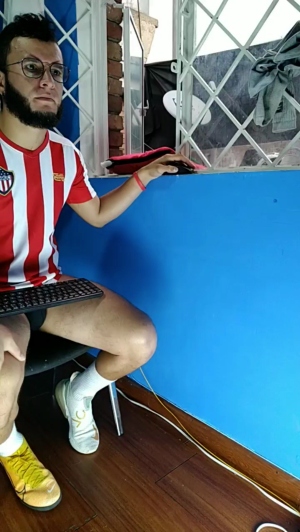 utopiaxxx1 05-03-2020  Recorded Video Topless