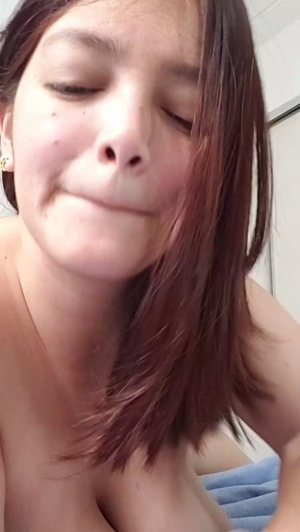 natasha6  09-04-2020 Recorded Topless