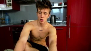 Happyboyforu18 13/04/2020 Chaturbate