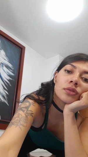 alondrablue  14-04-2020 Recorded Naked