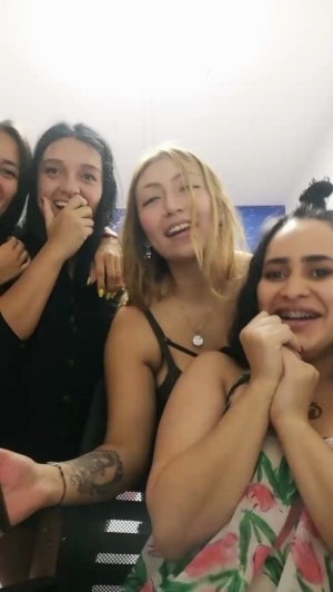 Debora_Dreams 15-04-2020 Topless  Recorded Show