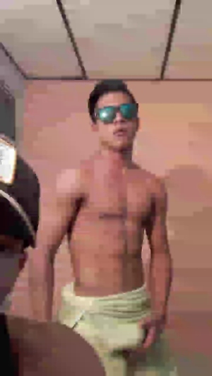 Aeneas85 19-04-2020  Recorded Video Webcam