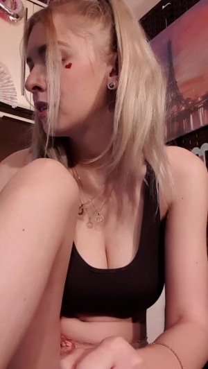 MonikaG 22-04-2020 Webcam  Recorded Porn