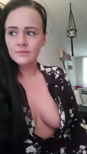 Sonia4999 23-04-2020 Webcam  Recorded Video
